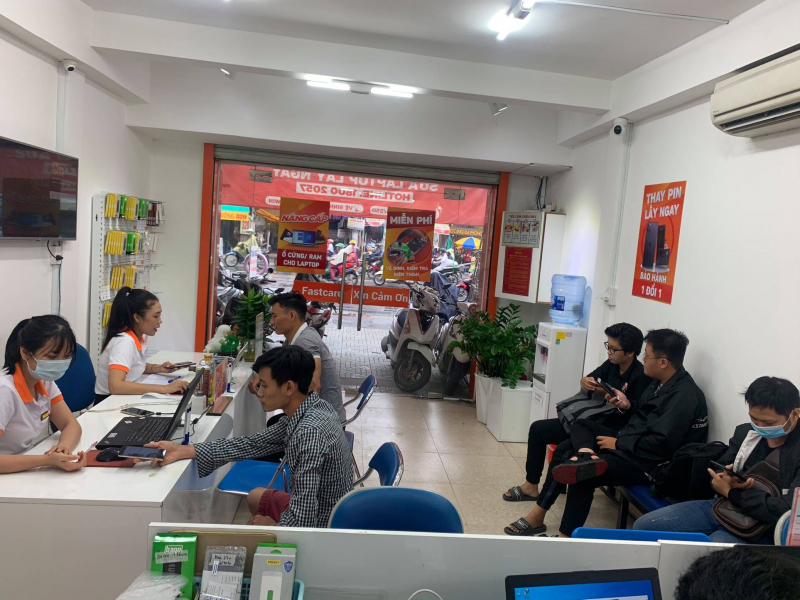 Top 7 trung tâm sửa chữa điện thoại iPhone uy tín nhất tại TP.HCM 10 Trung tâm sửa chữa điện thoại Fastcare
